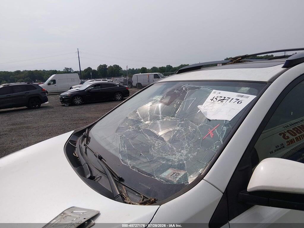 JTMDFREV6HD219767 2017 TOYOTA RAV4 photo no. 6