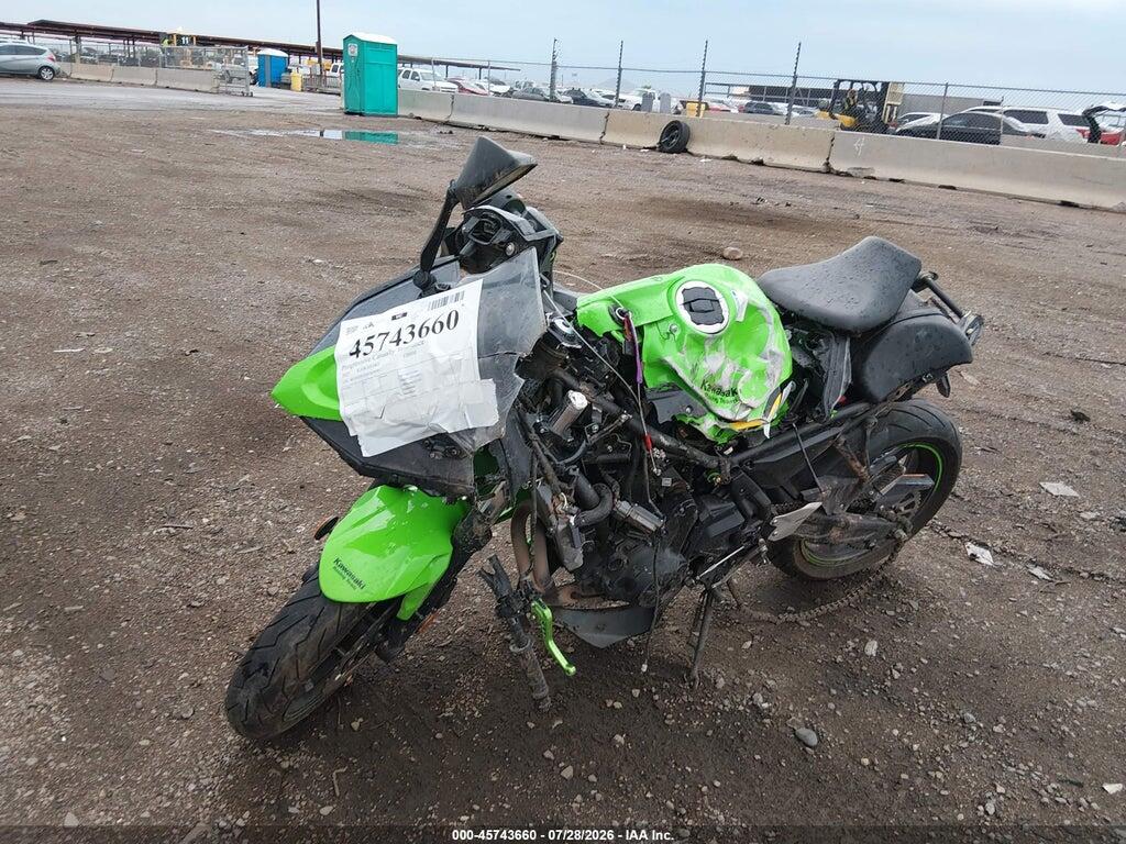 ML5EXEP1XSDAD9745 2025 KAWASAKI EX650 photo no. 2