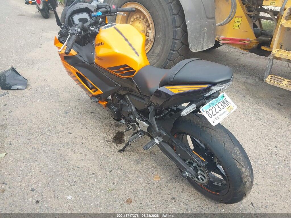 ML5EXEP19SDAF8447 2025 KAWASAKI EX650 photo no. 3
