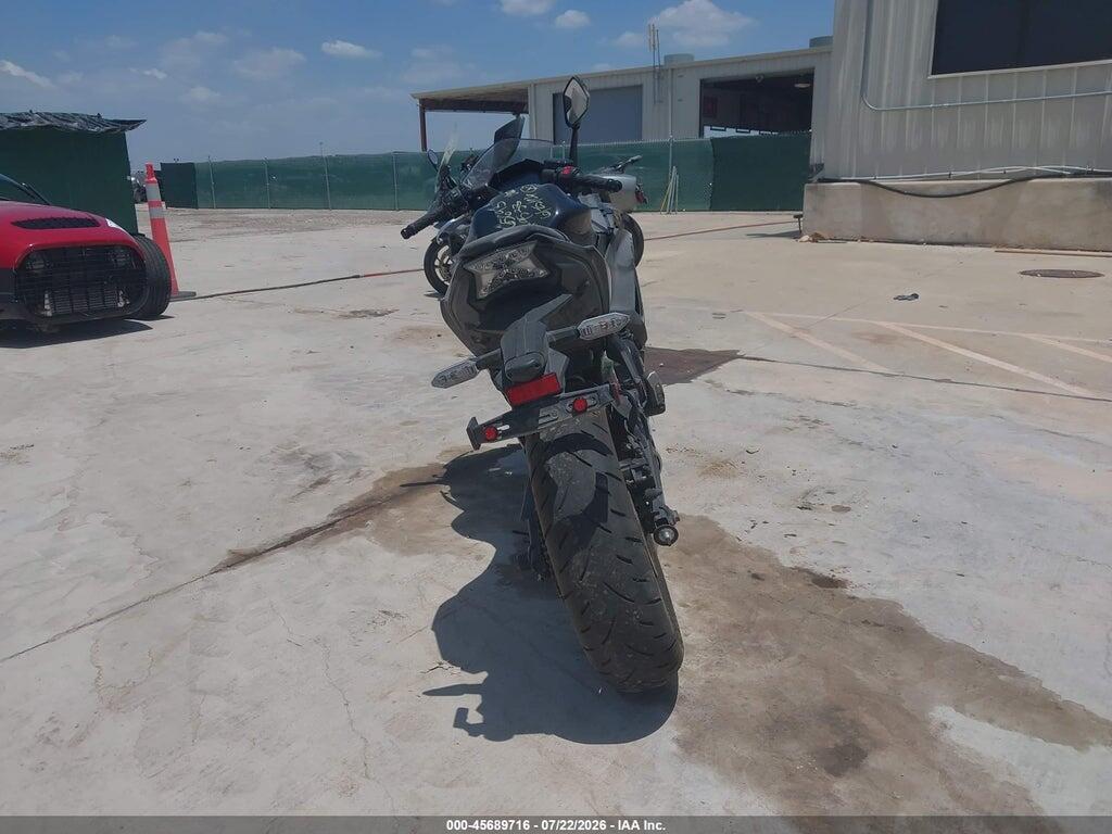 ML5EXER1XSDAF9538 2025 KAWASAKI EX650 photo no. 6