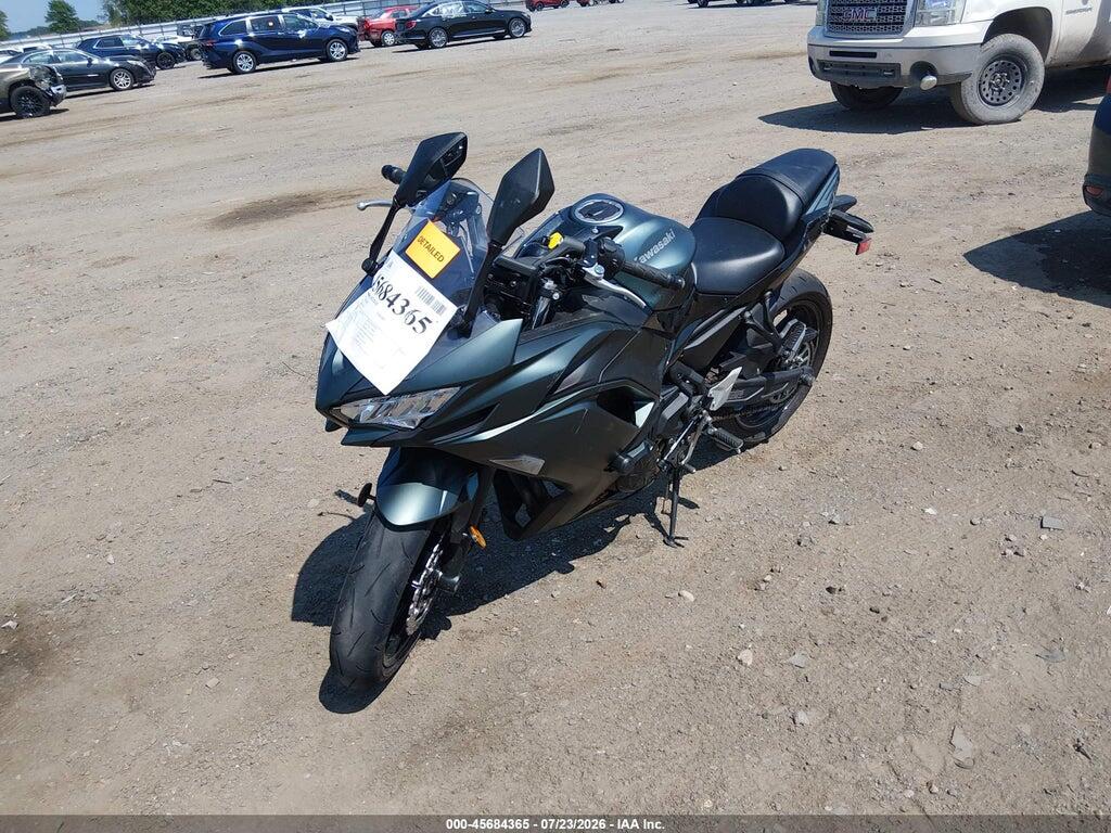 ML5EXEP13SDAF6161 2025 KAWASAKI EX650 photo no. 2