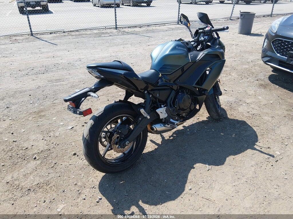 ML5EXEP13SDAF6161 2025 KAWASAKI EX650 photo no. 4