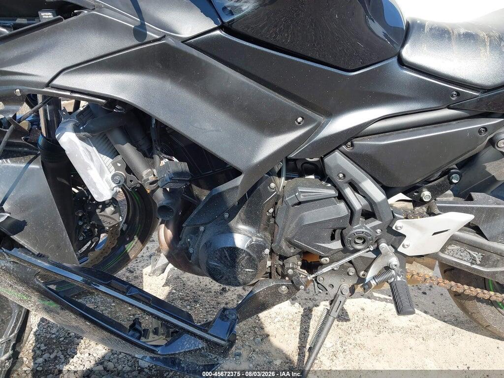 ML5EXER11SDAF6432 2025 KAWASAKI EX650 photo no. 9