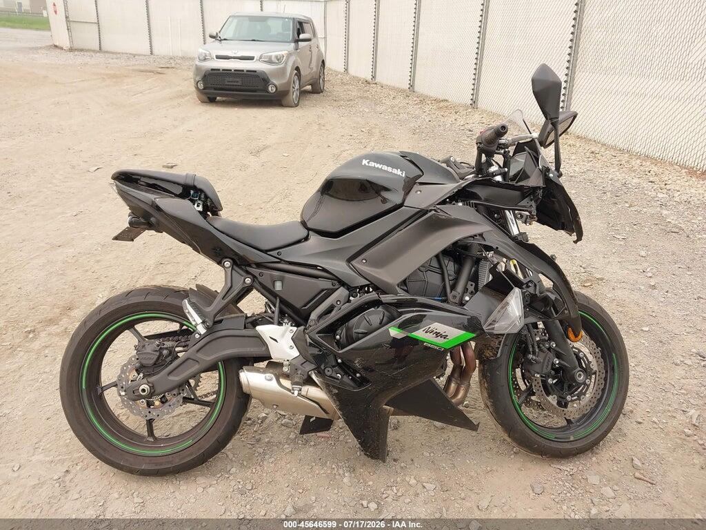 ML5EXER14SDAD9768 2025 KAWASAKI EX650 photo no. 12