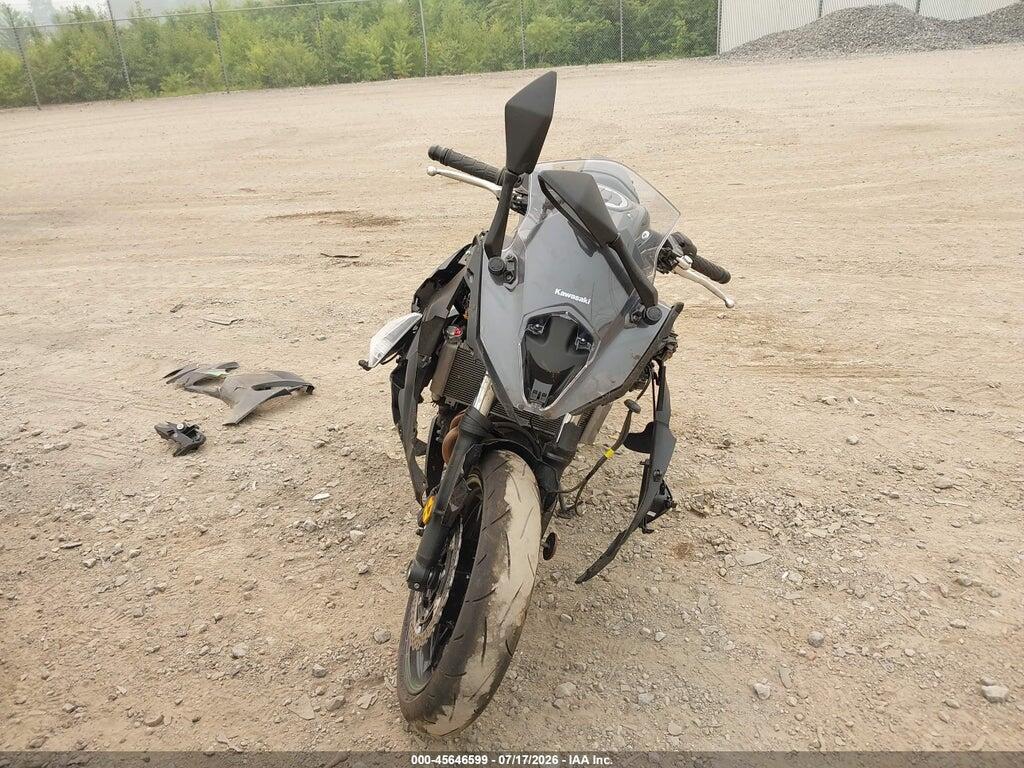 ML5EXER14SDAD9768 2025 KAWASAKI EX650 photo no. 5