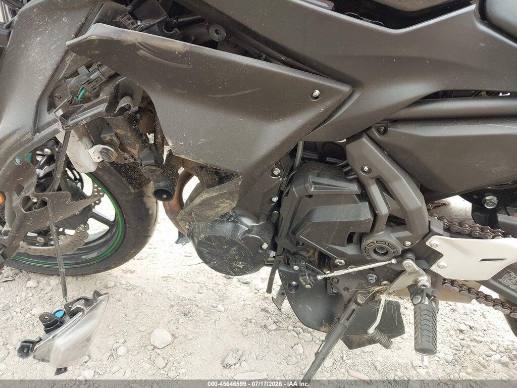 ML5EXER14SDAD9768 2025 KAWASAKI EX650 photo no. 9