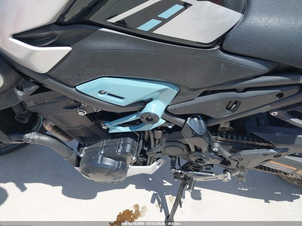 ML5ZRDS12SDA00777 2025 KAWASAKI ZR900 photo no. 9