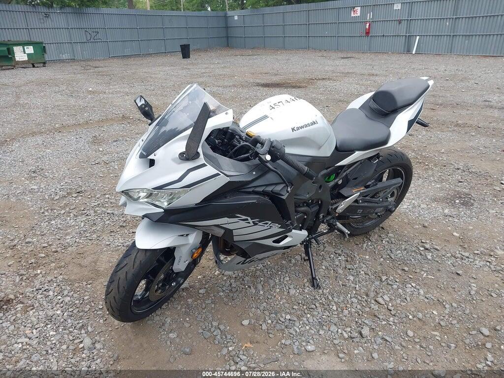 ML5ZXCS1XSDA41349 2025 KAWASAKI ZX400 photo no. 2