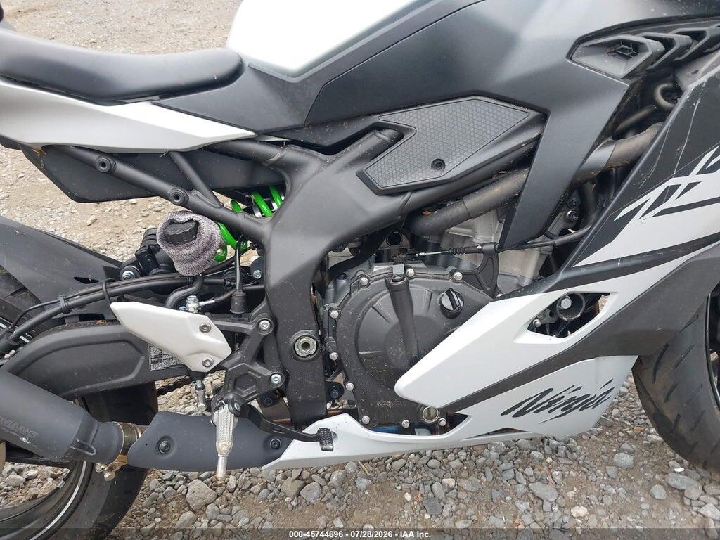 ML5ZXCS1XSDA41349 2025 KAWASAKI ZX400 photo no. 8