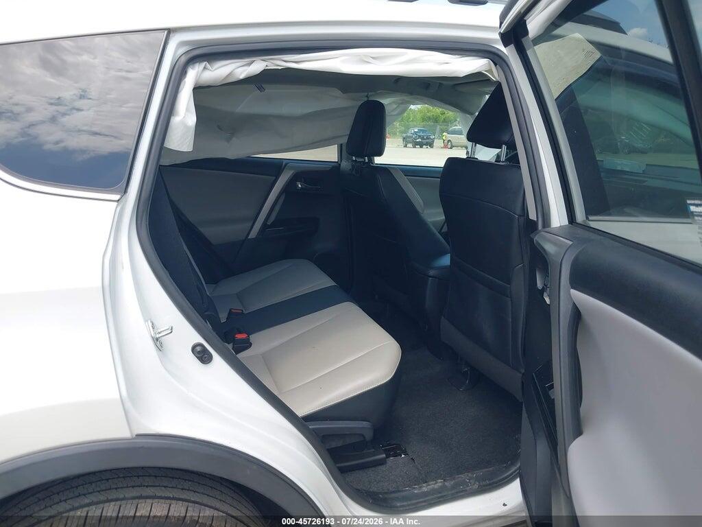 2T3DFREV8HW687423 2017 TOYOTA RAV4 photo no. 8