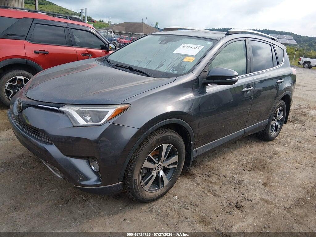 JTMRFREV0HD211430 2017 TOYOTA RAV4 photo no. 2
