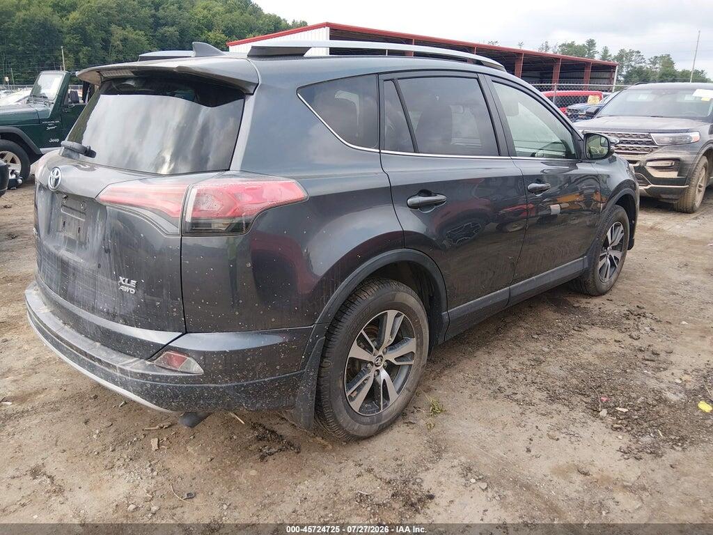 JTMRFREV0HD211430 2017 TOYOTA RAV4 photo no. 4
