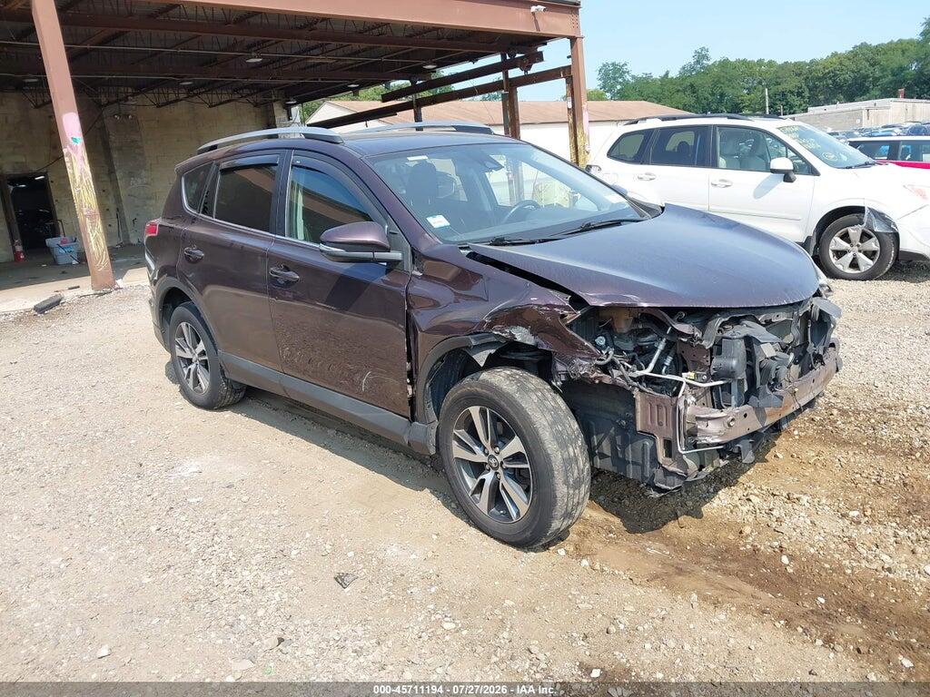 2T3RFREV8HW611738 2017 TOYOTA RAV4 photo no. 1