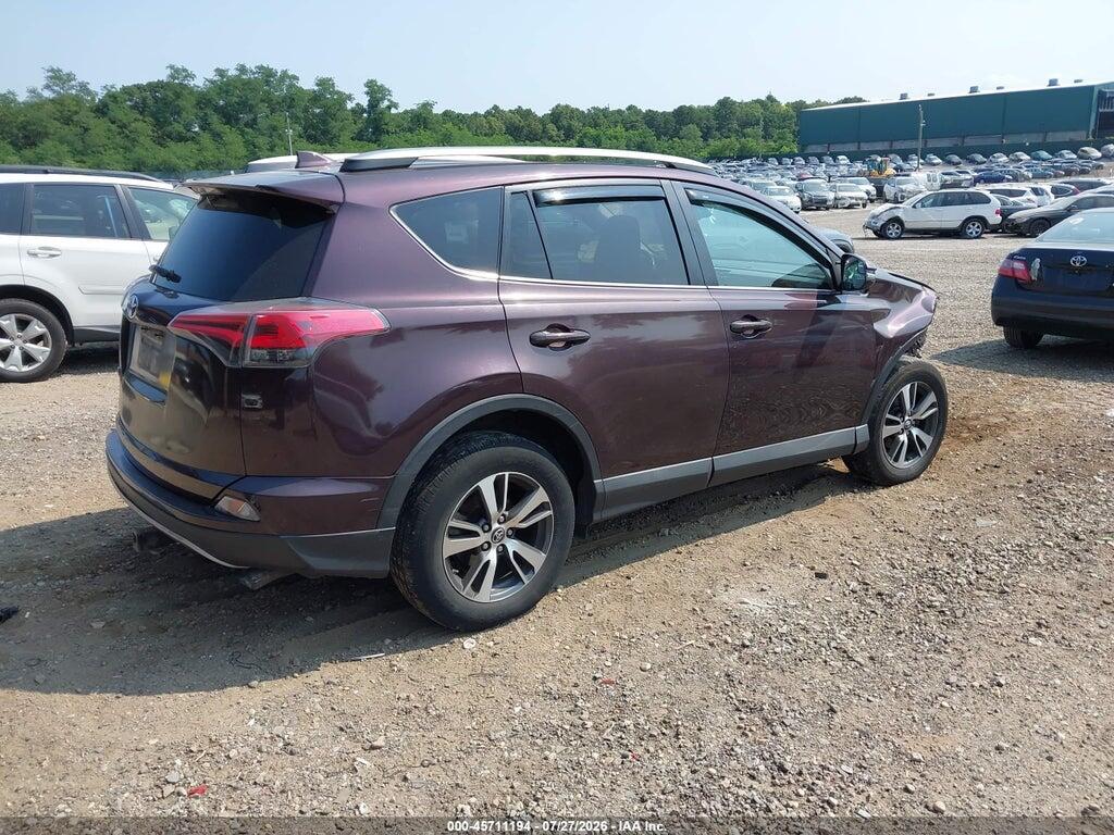 2T3RFREV8HW611738 2017 TOYOTA RAV4 photo no. 4