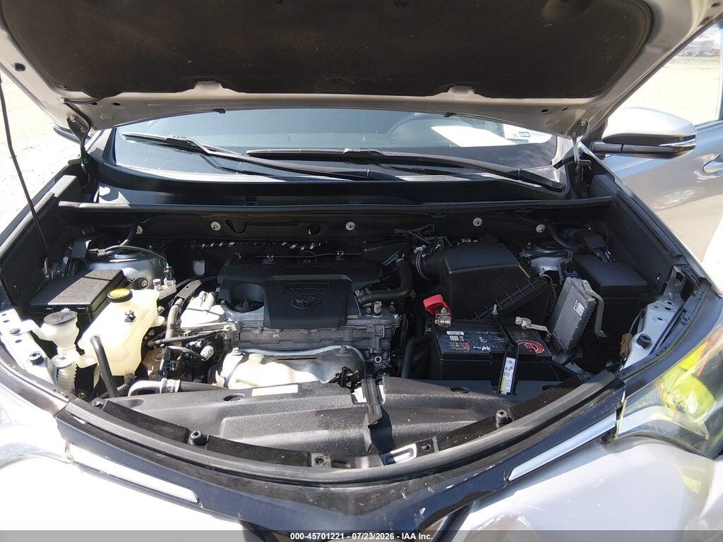 2T3RFREV8HW688593 2017 TOYOTA RAV4 photo no. 10
