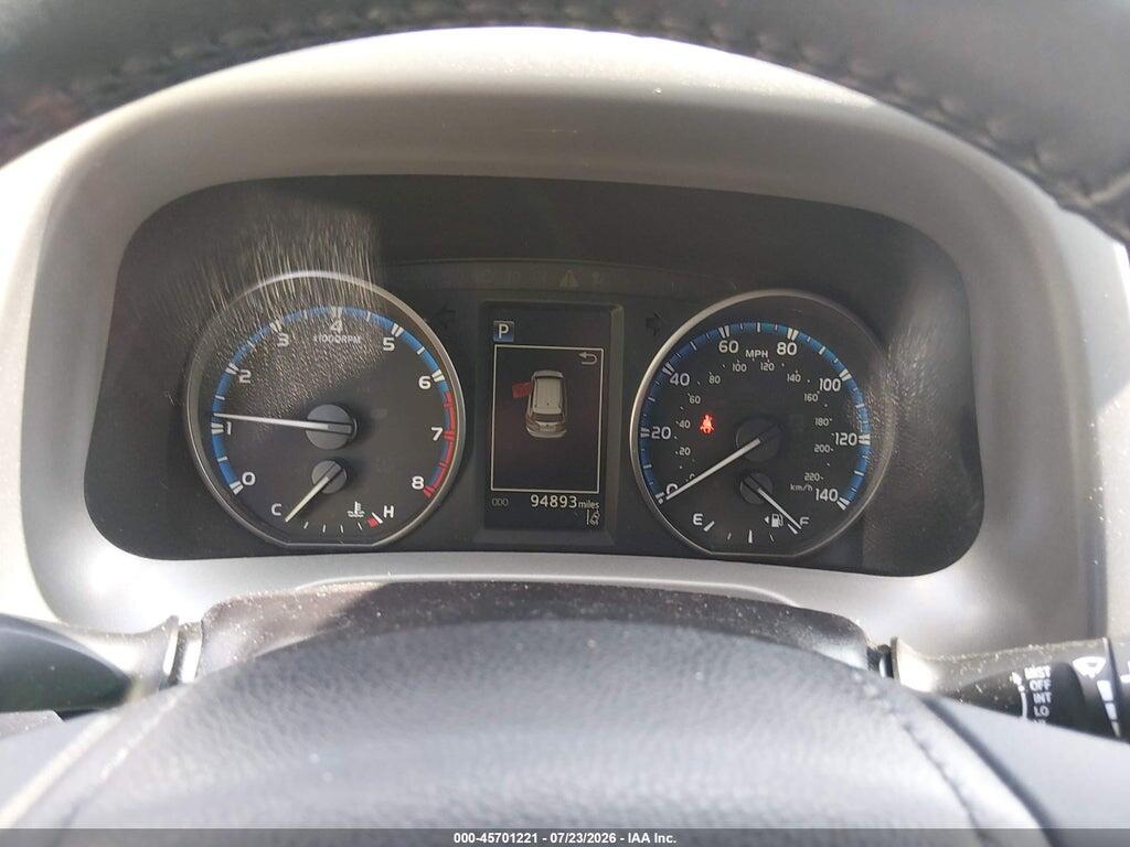 2T3RFREV8HW688593 2017 TOYOTA RAV4 photo no. 7