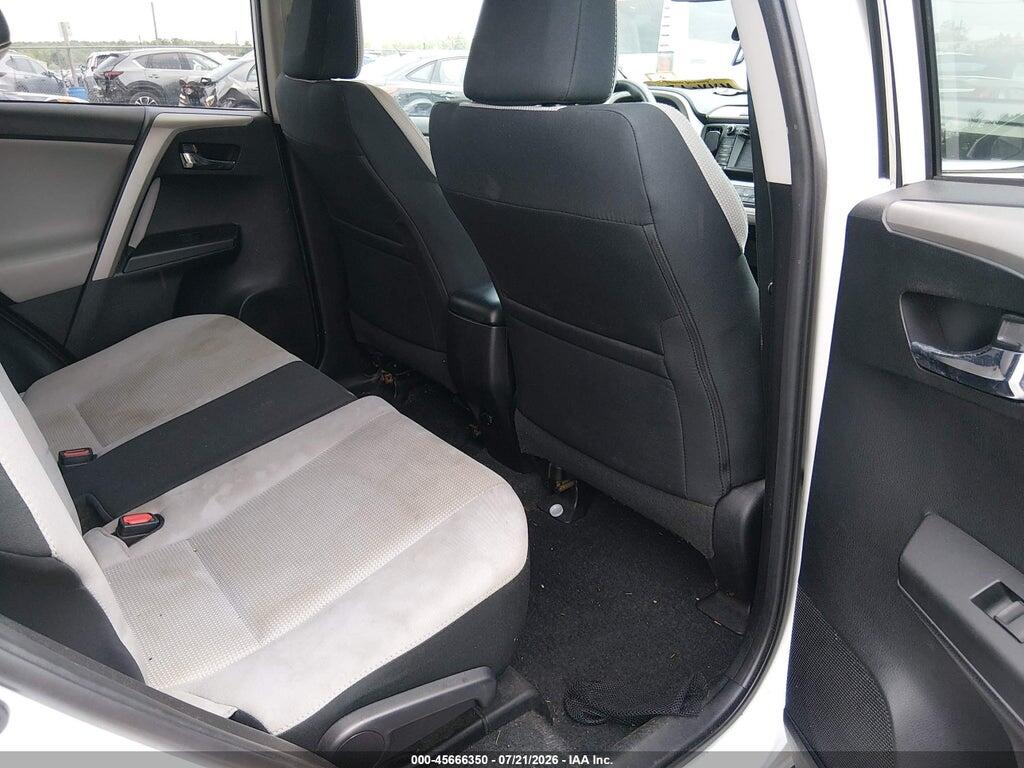 2T3RFREVSHW612944 2017 TOYOTA RAV4 photo no. 8