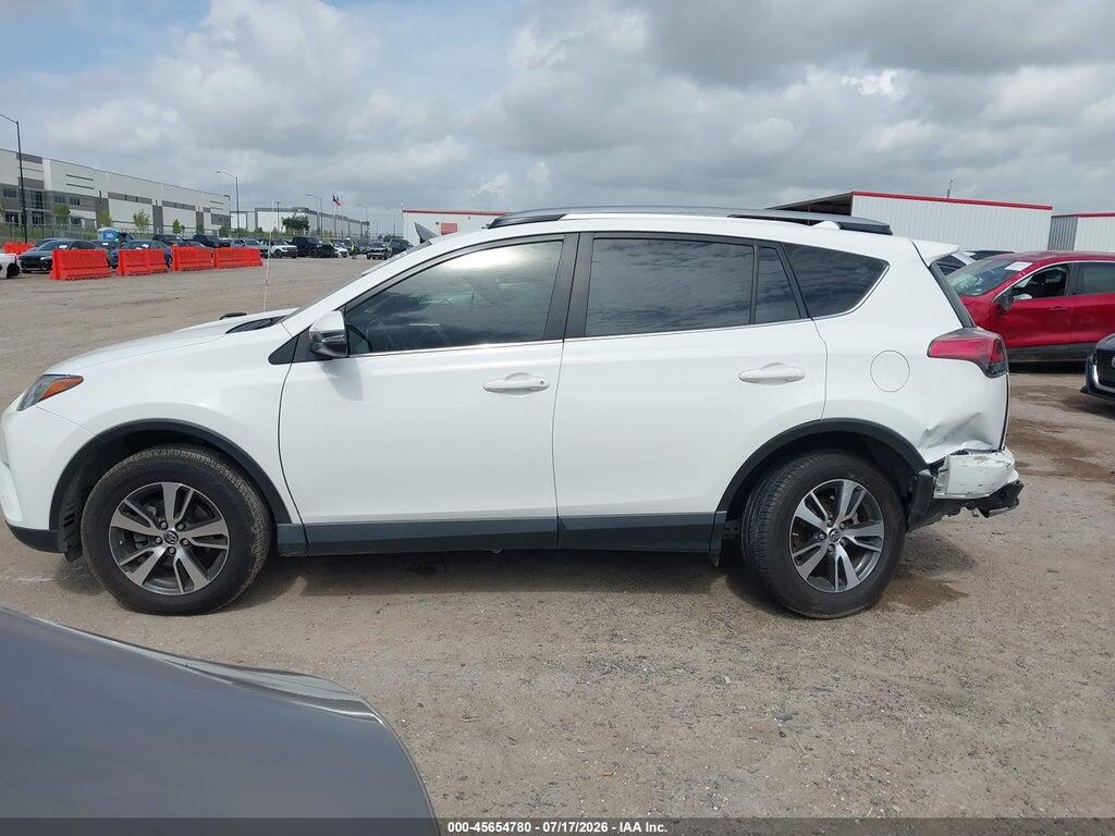 JTMWFREV2HD097837 2017 TOYOTA RAV4 photo no. 12