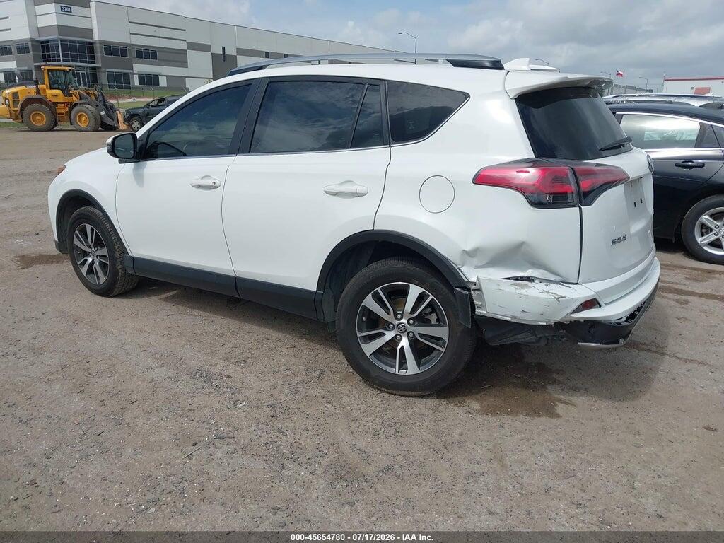 JTMWFREV2HD097837 2017 TOYOTA RAV4 photo no. 3