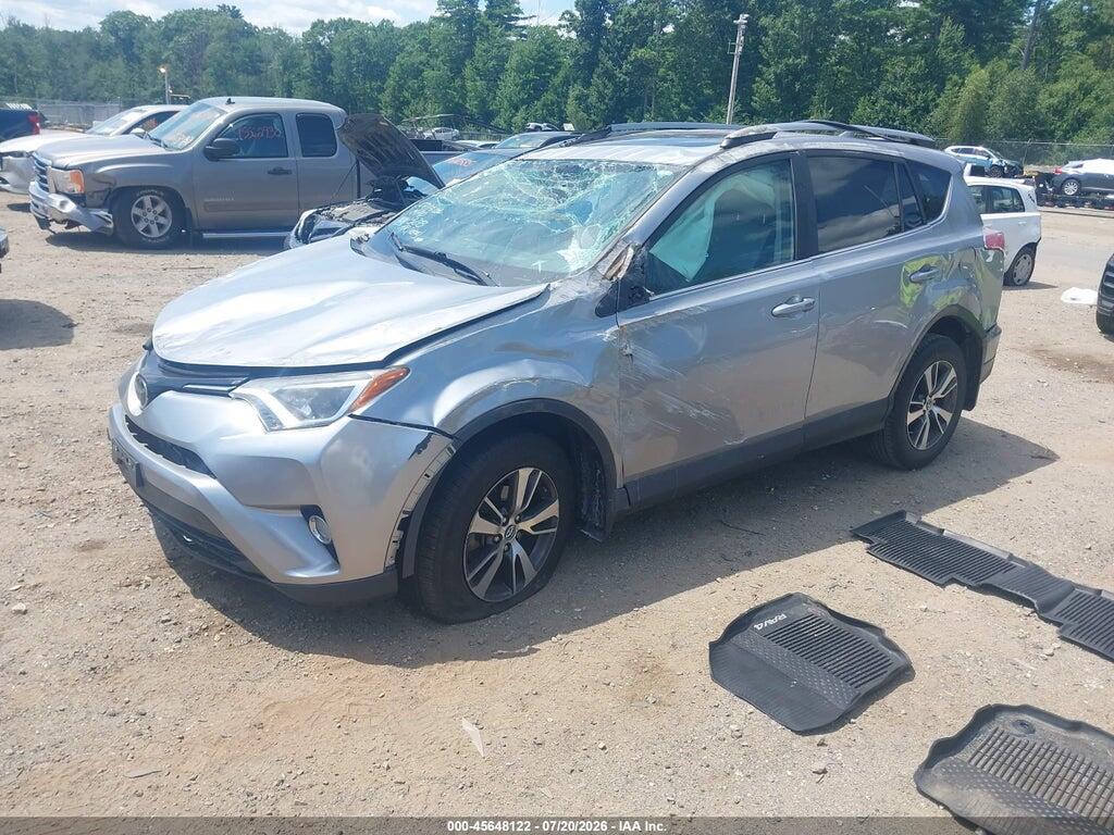 2T3RFREV3HW633873 2017 TOYOTA RAV4 photo no. 2
