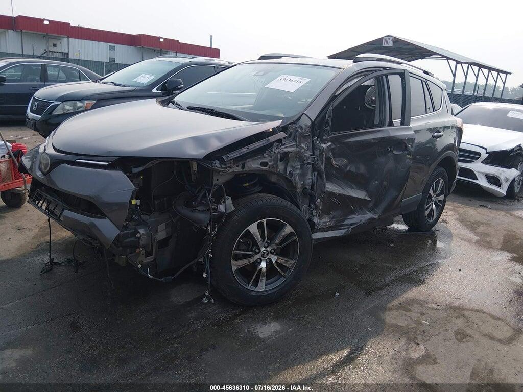 JTMRFREV5HJ700939 2017 TOYOTA RAV4 photo no. 2