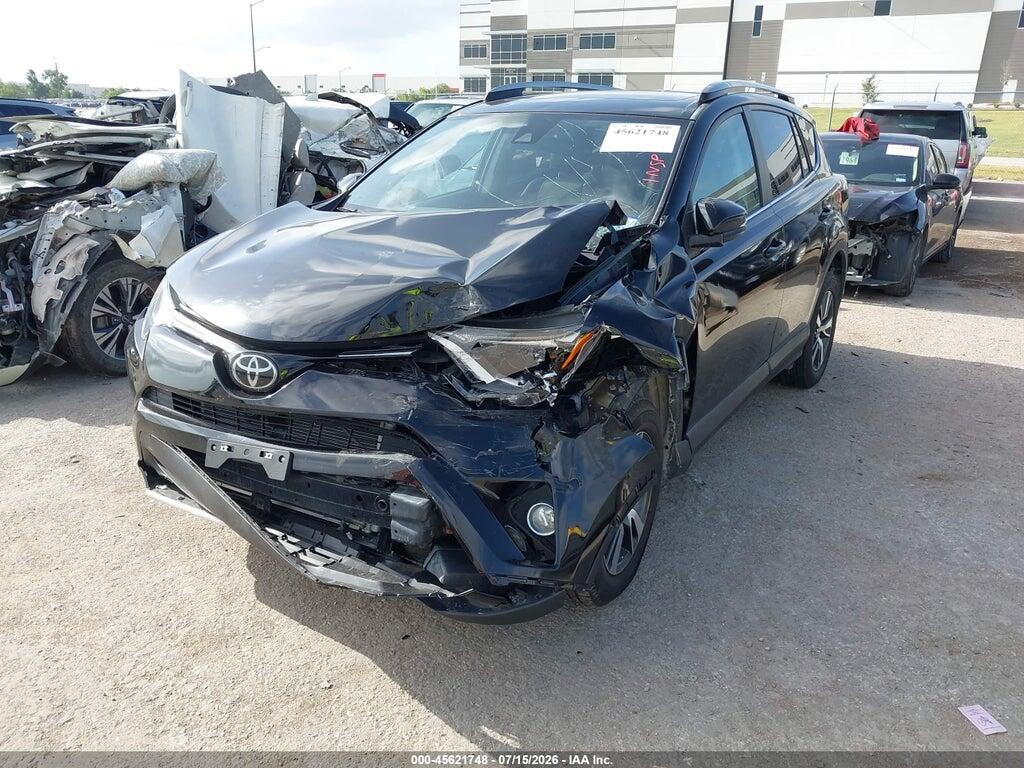 2T3RFREV3HW544076 2017 TOYOTA RAV4 photo no. 2