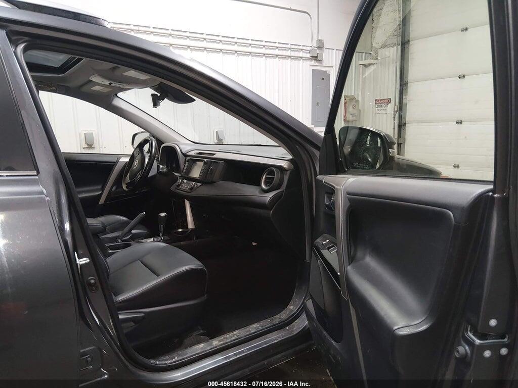 JTMDFREV5HD218903 2017 TOYOTA RAV4 photo no. 5