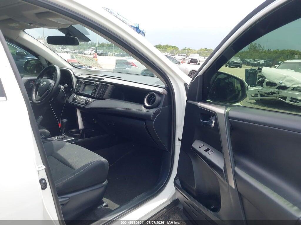 JTMWFREV9HJ102338 2017 TOYOTA RAV4 photo no. 5
