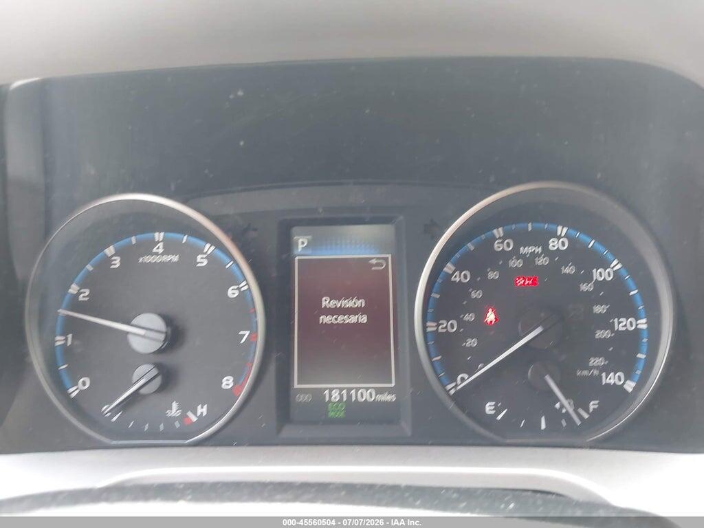JTMWFREV9HJ102338 2017 TOYOTA RAV4 photo no. 7
