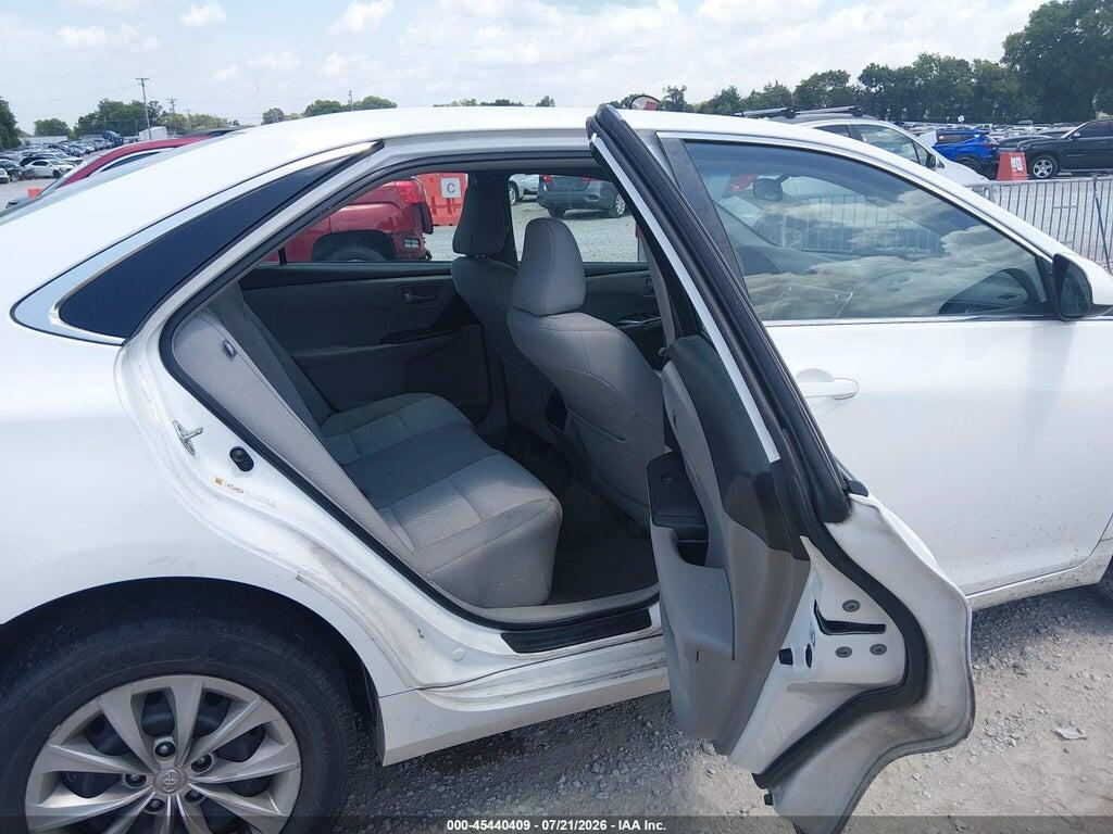 4T1BF1FK9GU144635 2016 TOYOTA CAMRY photo no. 8