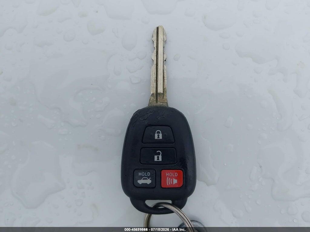 4T1BF1FK8GU128944 2016 TOYOTA CAMRY photo no. 11