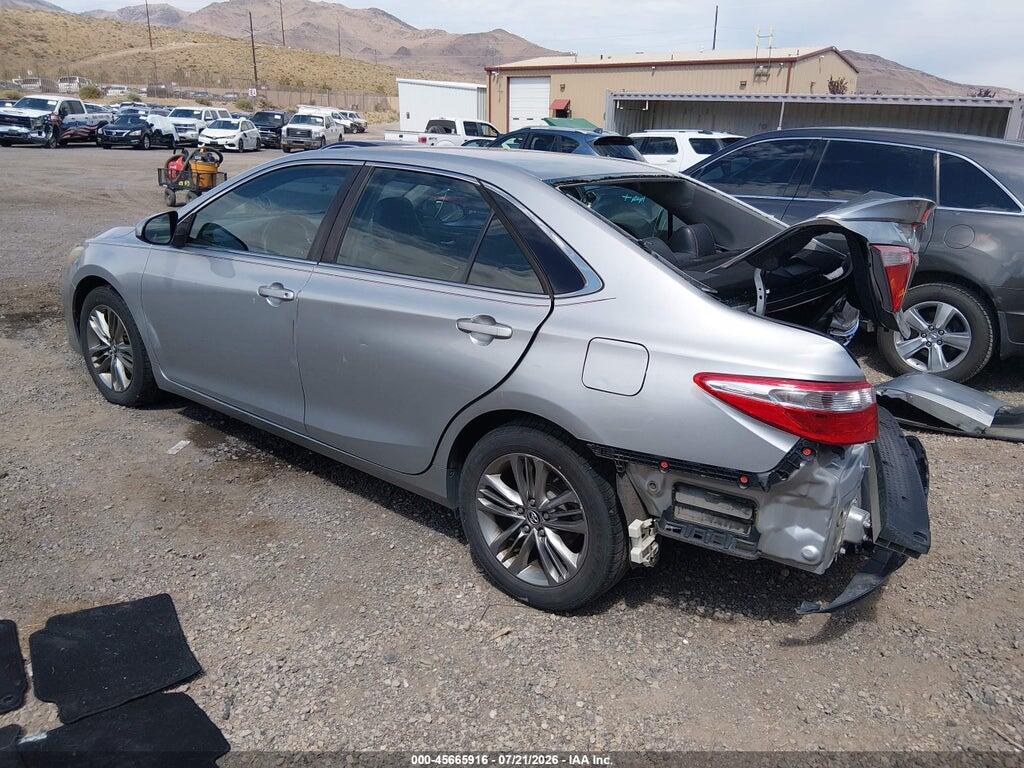 4T1BF1FK5GU171945 2016 TOYOTA CAMRY photo no. 3
