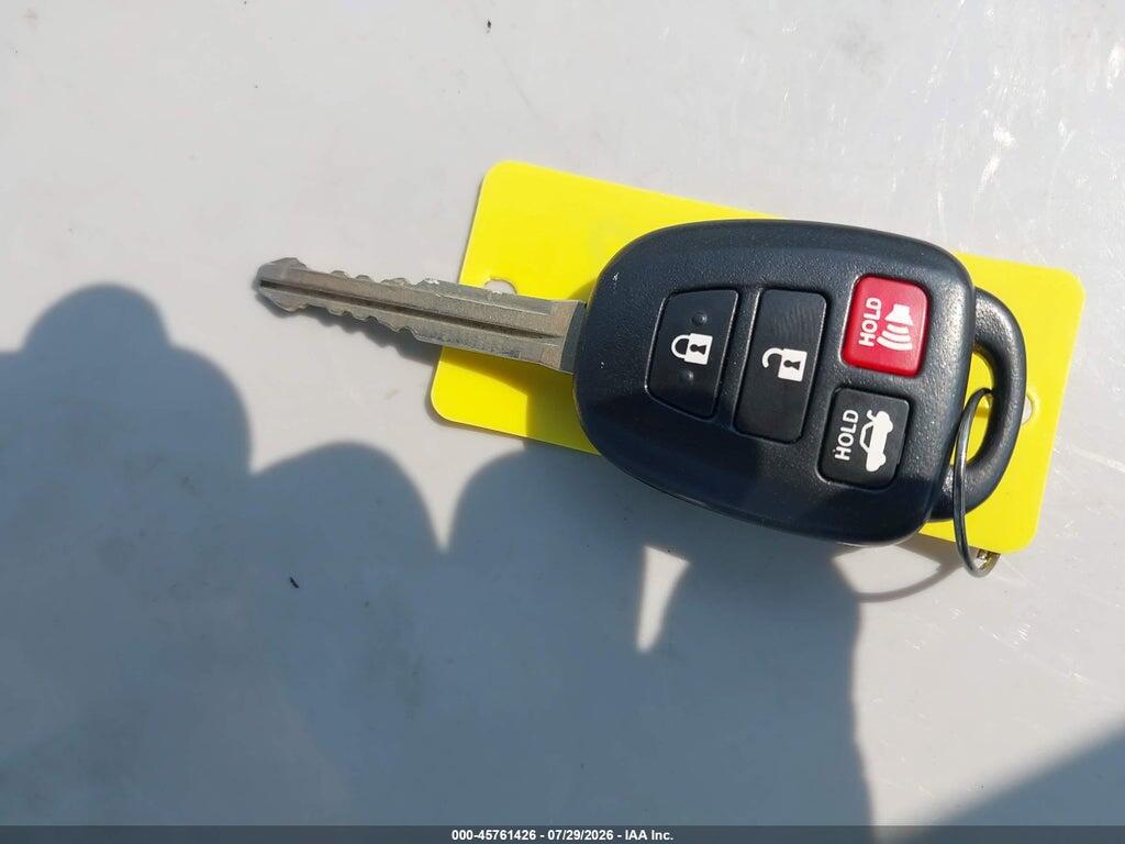 4T4BF1FK6GR573429 2016 TOYOTA CAMRY photo no. 11