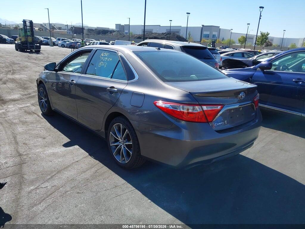 4T1BF1FK1GU203497 2016 TOYOTA CAMRY photo no. 3