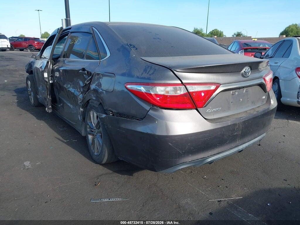 4T1BF1FK5GU171136 2016 TOYOTA CAMRY photo no. 3