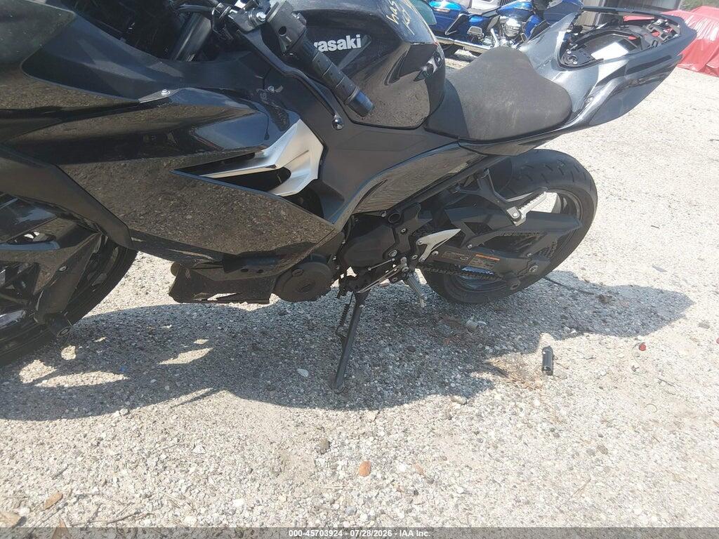 JKAEXKH19NDAH8652 2022 KAWASAKI EX400 photo no. 9