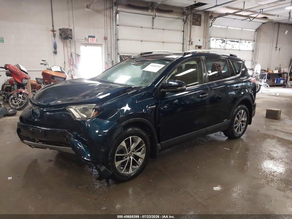 JTMRJREVXHD136833 2017 TOYOTA RAV4 HYBRID photo no. 2