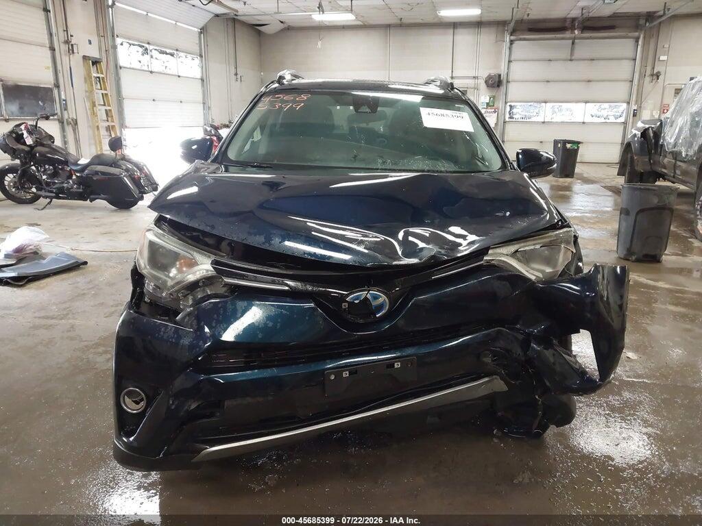 JTMRJREVXHD136833 2017 TOYOTA RAV4 HYBRID photo no. 6