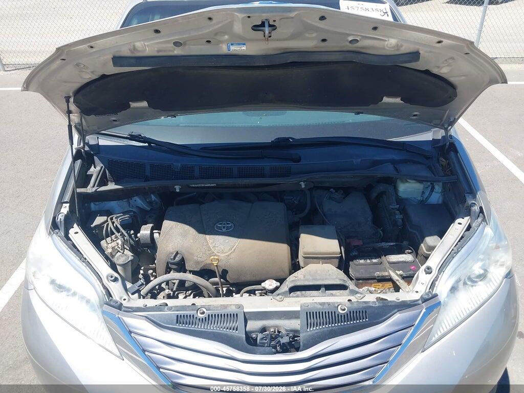 5TDYZ3DCXHS897786 2017 TOYOTA SIENNA photo no. 10