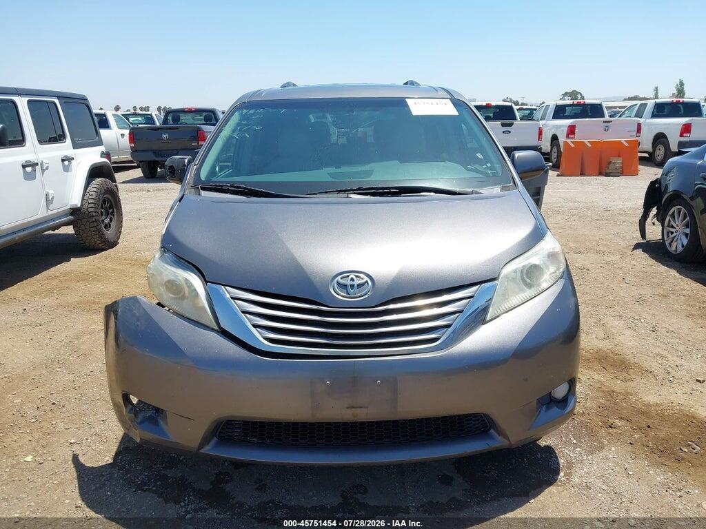 5TDYZ3DC4HS875542 2017 TOYOTA SIENNA photo no. 12