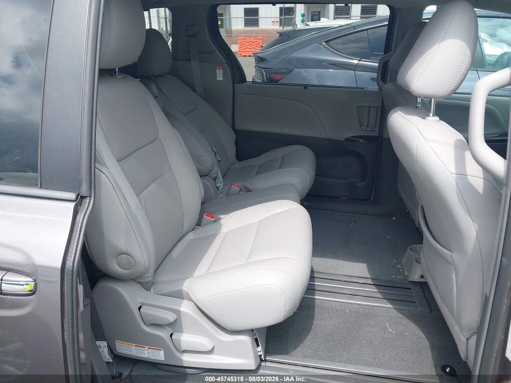 5TDYZ3DC5HS892298 2017 TOYOTA SIENNA photo no. 8