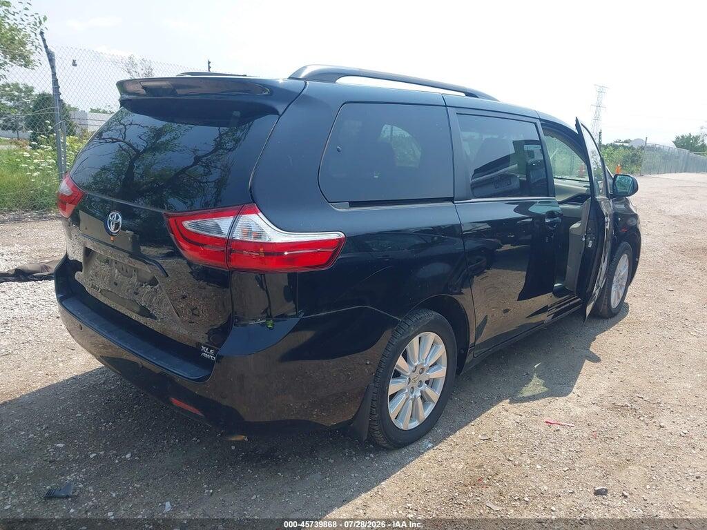 5TDDZ3DC8HS186151 2017 TOYOTA SIENNA photo no. 4