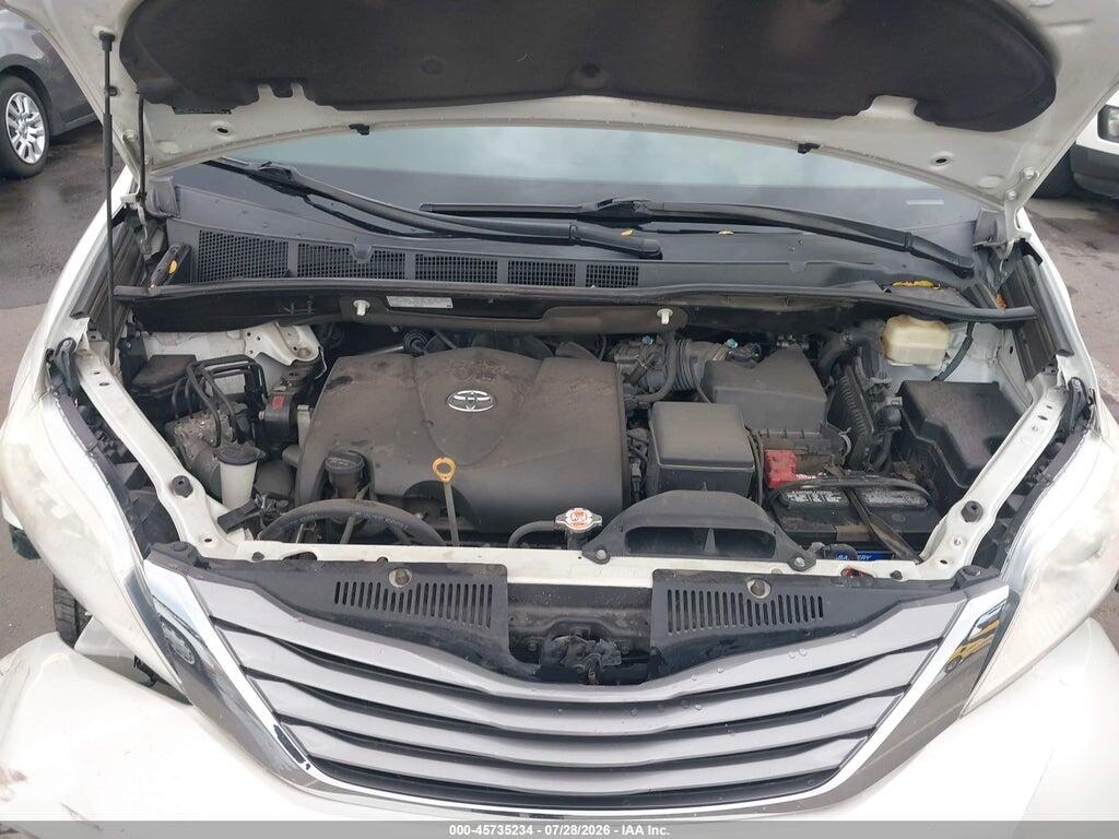 5TDYZ3DC4HS791561 2017 TOYOTA SIENNA photo no. 10