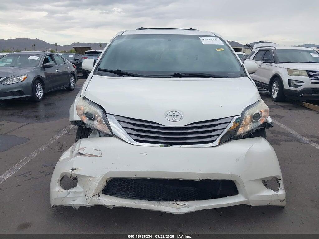 5TDYZ3DC4HS791561 2017 TOYOTA SIENNA photo no. 6
