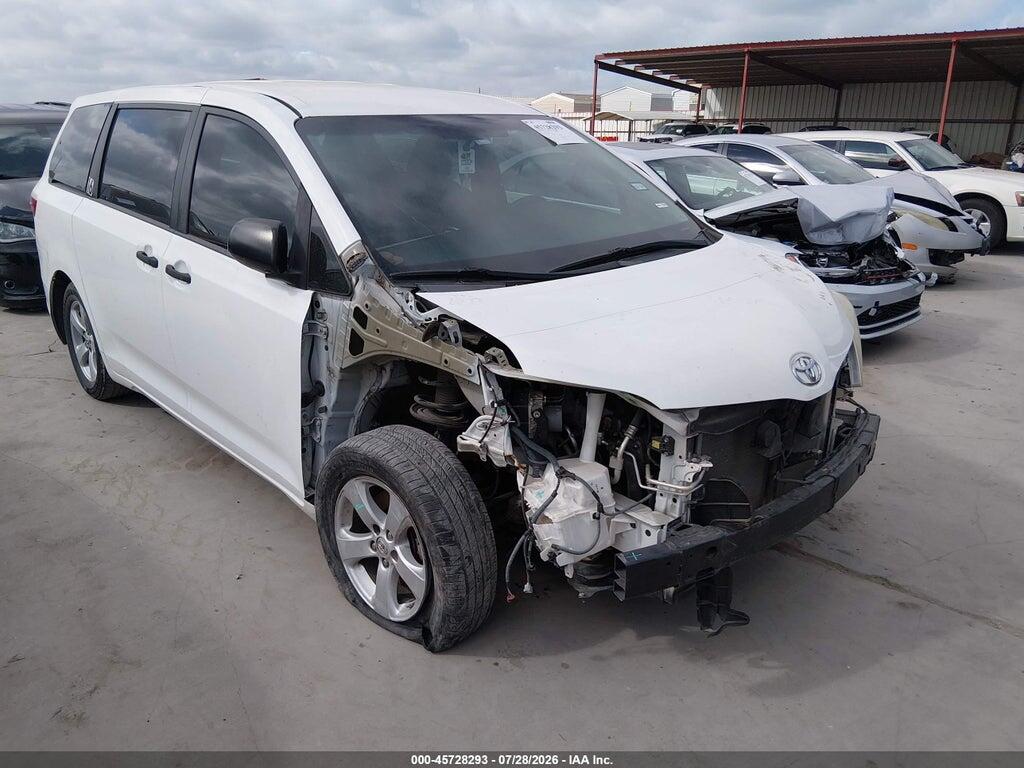 5TDZZ3DC3HS860423 2017 TOYOTA SIENNA photo no. 1