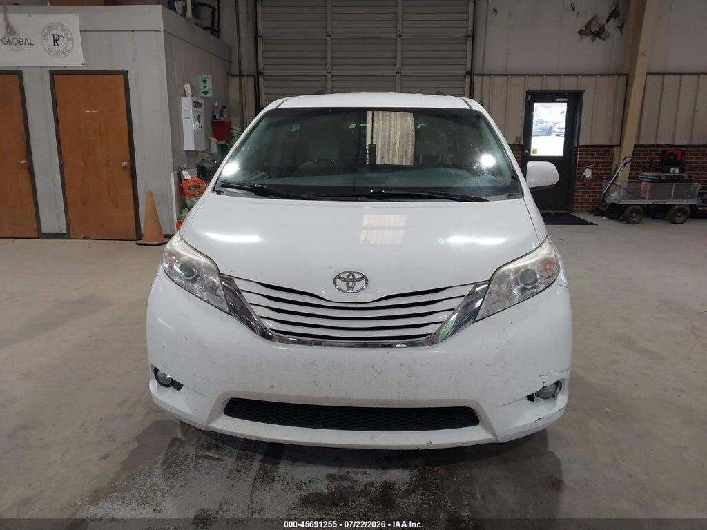 5TDKZ3DC0HS778313 2017 TOYOTA SIENNA photo no. 12