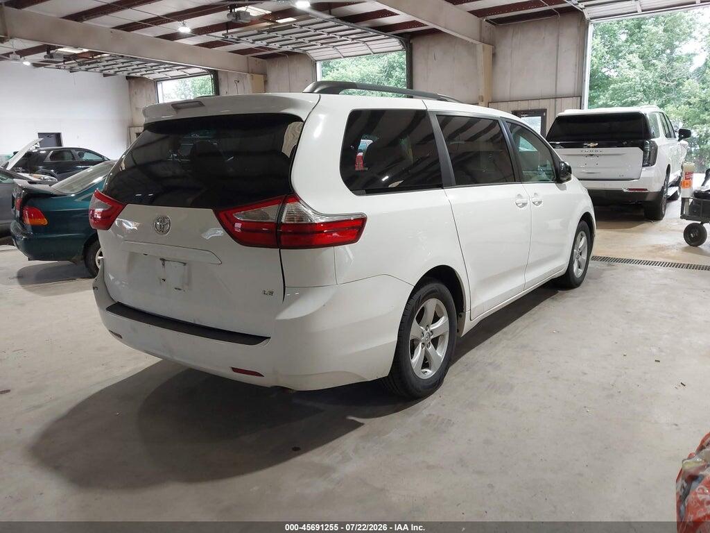 5TDKZ3DC0HS778313 2017 TOYOTA SIENNA photo no. 4