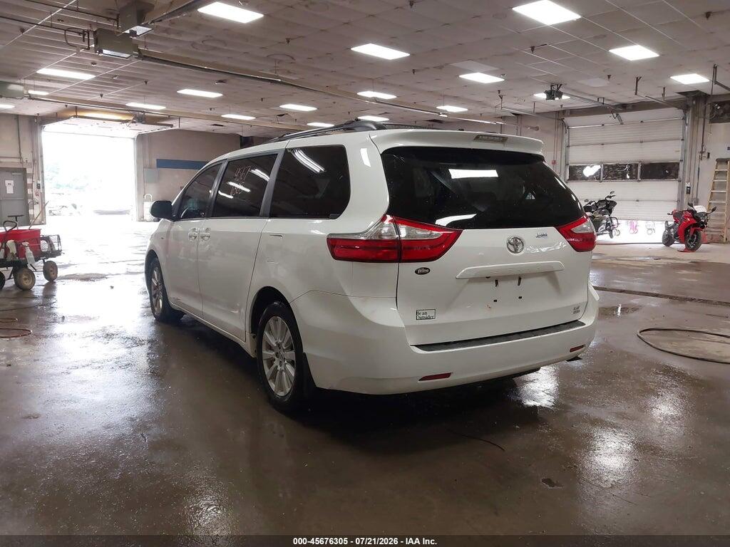 5TDJZ3DC2HS166142 2017 TOYOTA SIENNA photo no. 3