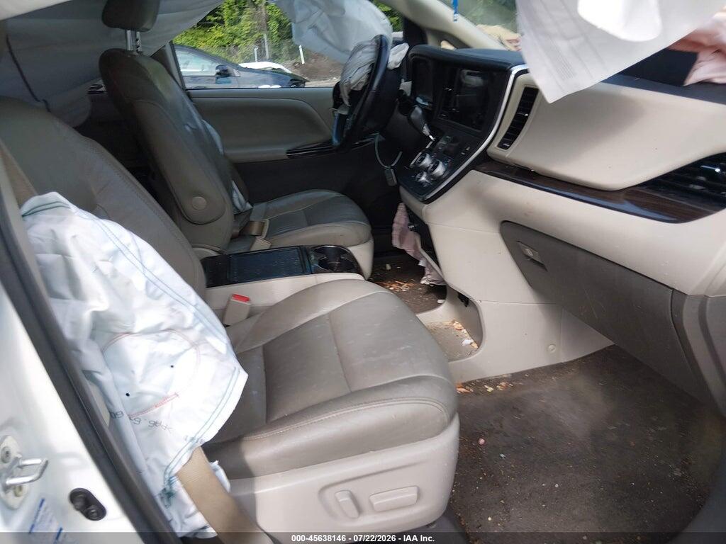 5TDDZ3DC9HS164076 2017 TOYOTA SIENNA photo no. 5