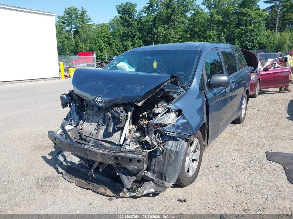 5TDZZ3DC0HS776298 2017 TOYOTA SIENNA photo no. 6